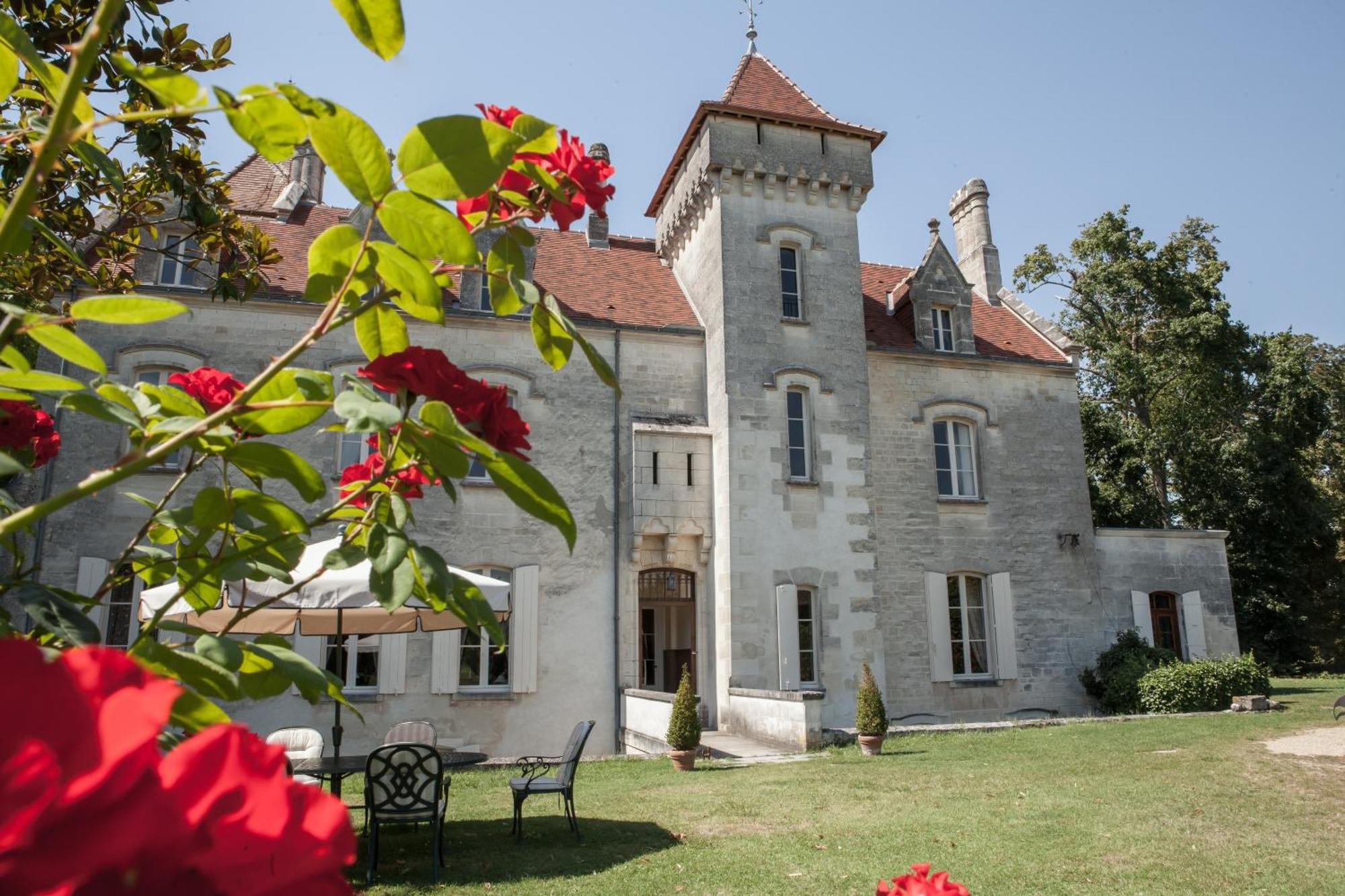 Chateau Des Salles Saint-Fort-sur-Gironde Dış mekan fotoğraf
