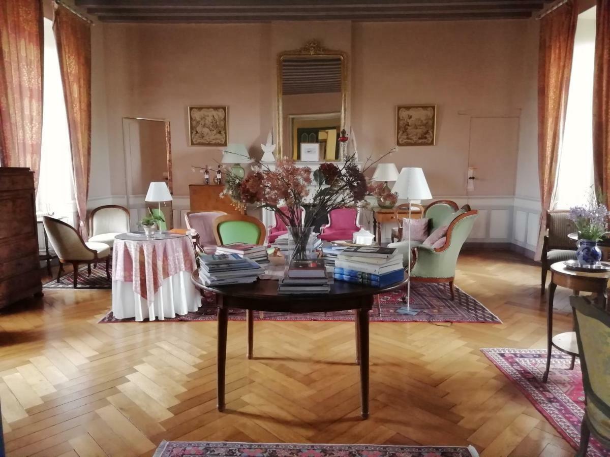 Chateau Des Salles Saint-Fort-sur-Gironde Dış mekan fotoğraf